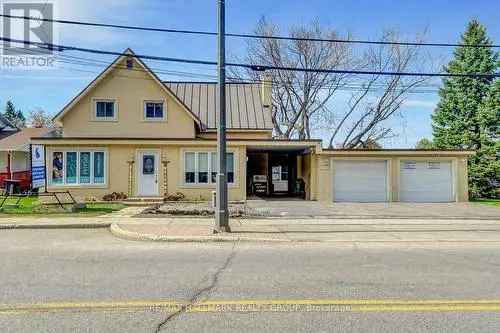 House For Sale In Cumberland Ottawa Perfect For Professionals