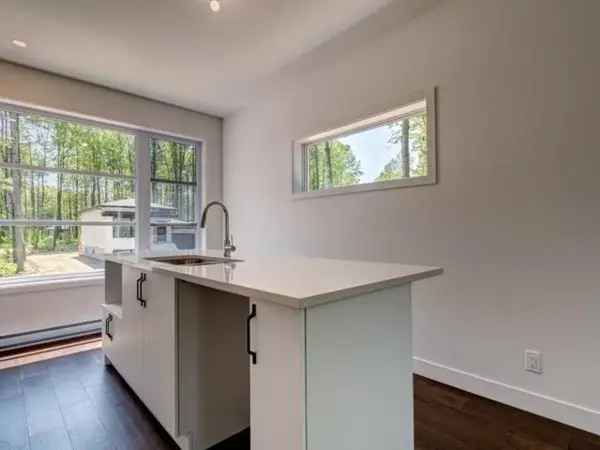 Two or more storey for sale (Montérégie) #PY329