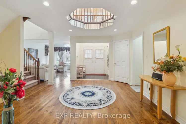 5-Bedroom Detached Home in Richmond Hill's Devonsleigh Community