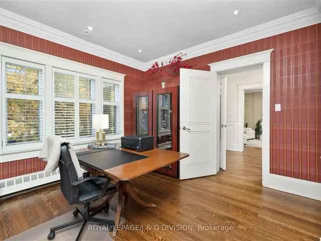 Midtown Toronto Family Home - 4200 Sq Ft, Pool, Parking