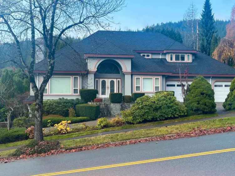 3022 PLATEAU Boulevard in Coquitlam: Westwood Plateau House for sale : MLS®# R2947276