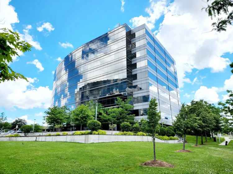 Office building For Rent in 100, Commerce Valley Drive West, Markham, Ontario