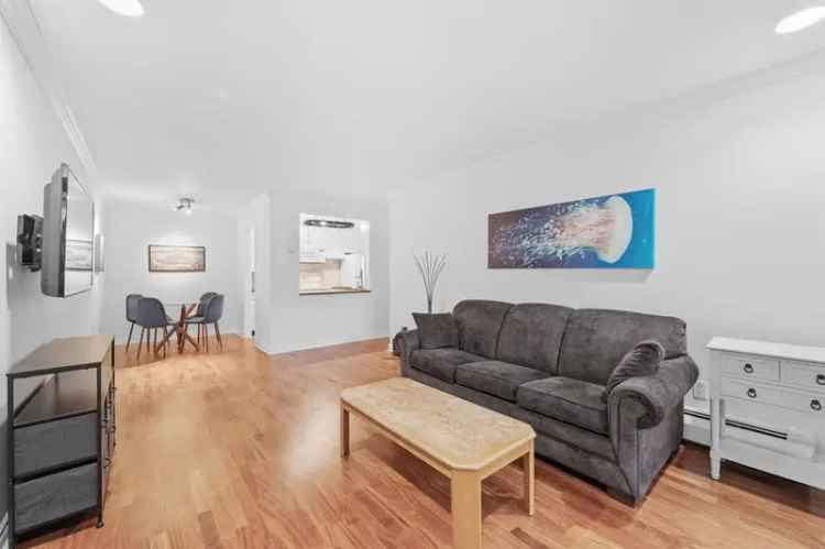 Spacious 1-Bedroom West End Home Near Stanley Park