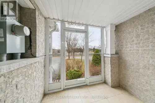 Renovated 3-BR Townhome in Mississauga Heartland