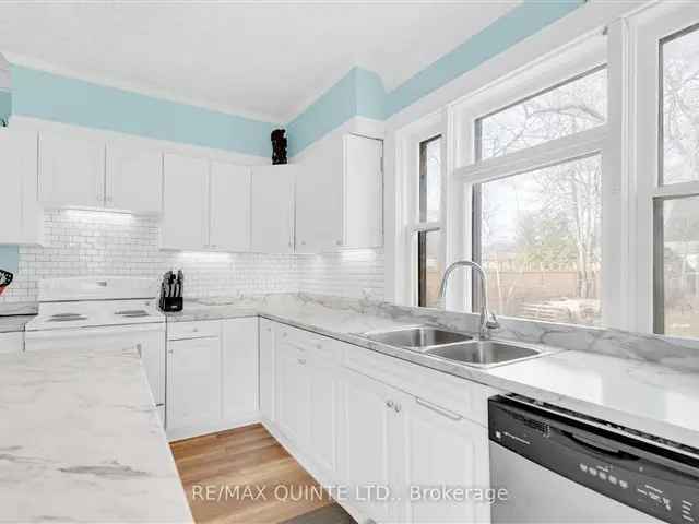 House For Sale in Tweed, Ontario