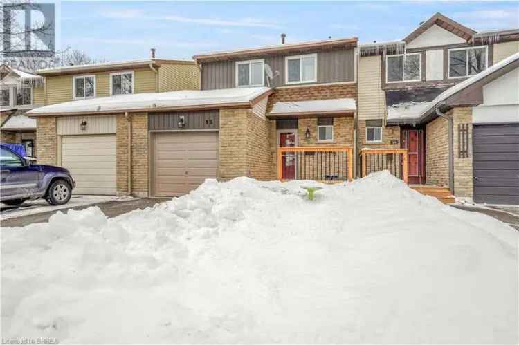 3 Bedroom 3 Bathroom Home Backing Onto Park in Paris