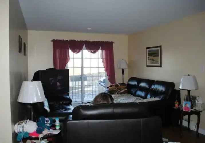 2 Bedroom Apartment Stratford