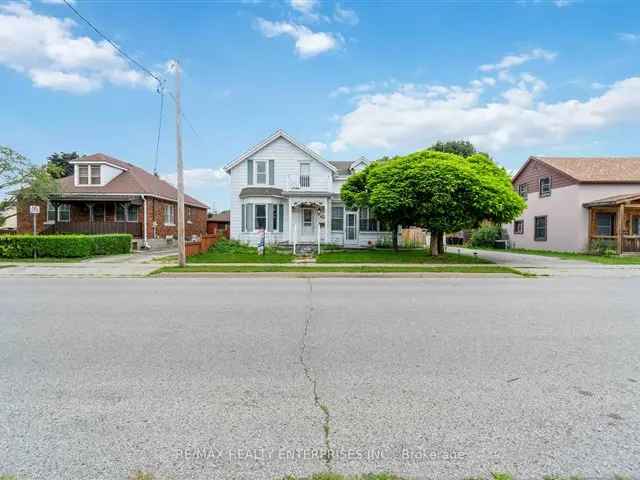 Beautiful House with Huge Lot Great Development Opportunity