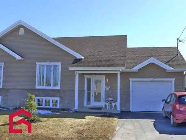Bungalow Semi-detached for Sale Near Amenities