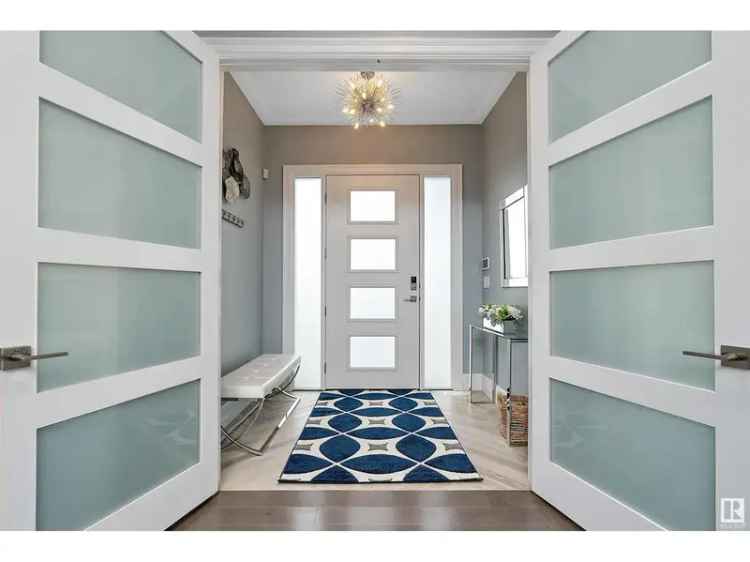 Luxury River View Infill 5+ Beds 4+ Baths Downtown