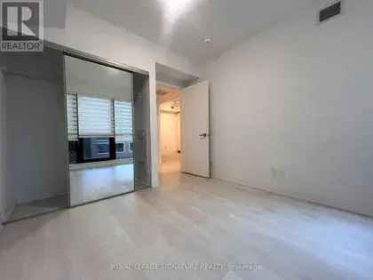 1 room apartment of 299 m² in Toronto