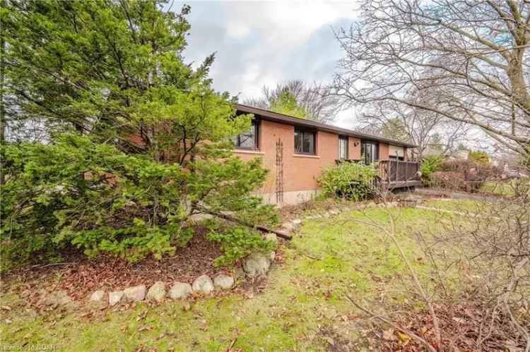 House For Sale in Guelph, Ontario