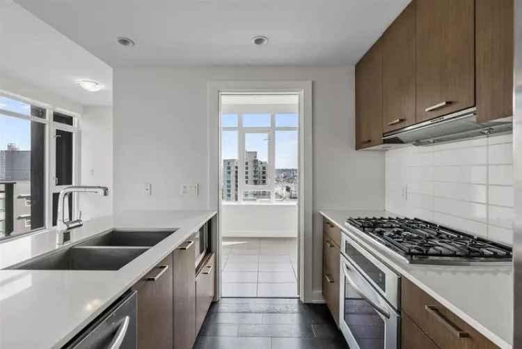 1 Bed 2 Den Condo in The Mark Yaletown False Creek Views