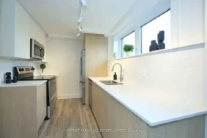 Beautiful Multiplex 1 Bed 1 Bath!