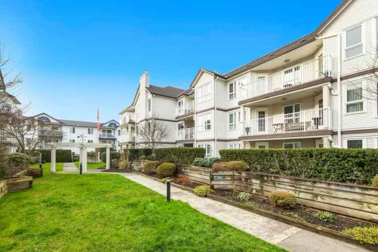 A $480,000.00 Apartment/Condo with 1 bedroom in Cloverdale BC, Cloverdale