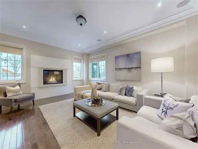 House For Sale in Pickering, Ontario