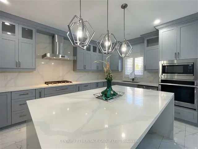 Stunning 4 3 Bedroom Home in Stouffville