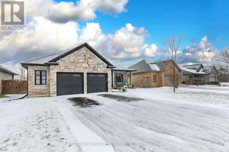 3 1 Bedroom Bungalow in Waterford - Finished Basement Double Garage