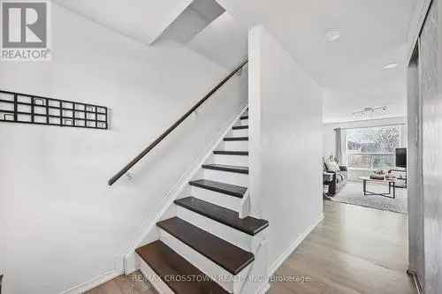 3 Bedroom Townhouse for Sale in South Barrie