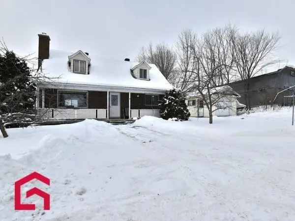 Two or More Storey House for Sale Laurentides