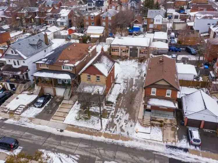 Sold: Vacant Lot in Oakwood Goes for Nearly $2 Million in Just 2 Days