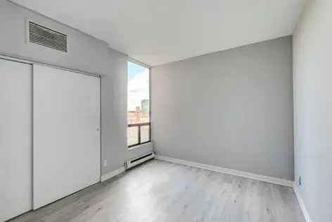 1 room apartment of 60 m² in Montreal