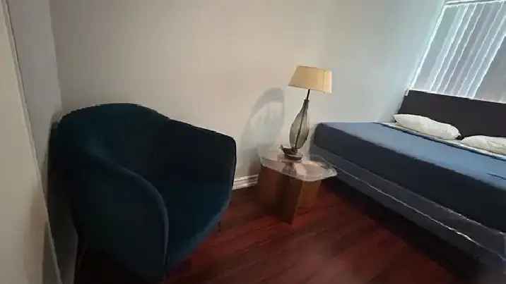 Furnished 2-Bedroom Condo near Centennial College