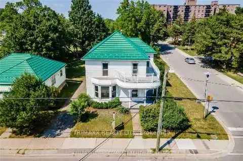 House For Sale in Grimsby, Ontario