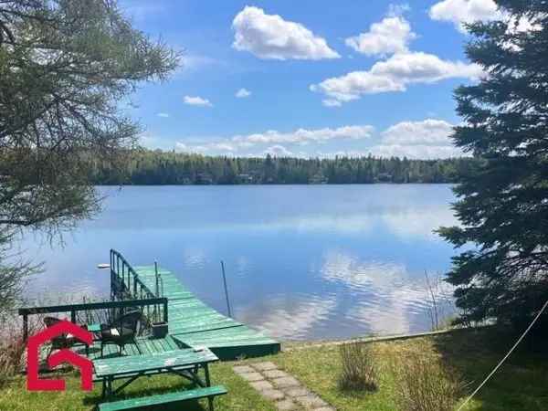 2-Bedroom Lakefront House with Attached Garage