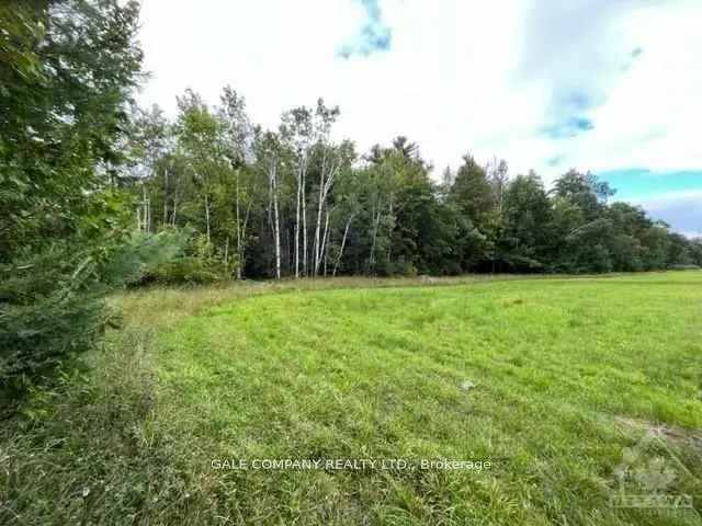 Buy Land in Gatineau with Scenic Views and Privacy