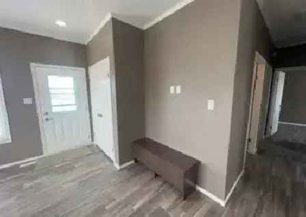 Buy bungalow in Winnipeg with spacious design and exclusive features