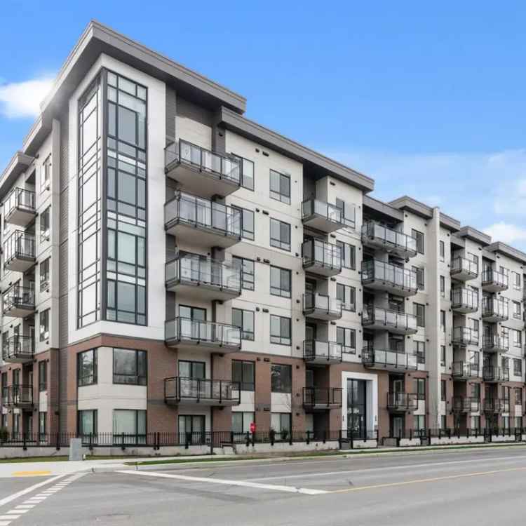 Abbotsford Clearbrook Condo for Sale 2 Bed 2 Bath 836 Sqft