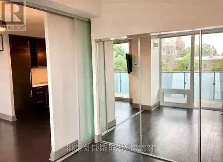 1 room apartment of 4 m² in Toronto