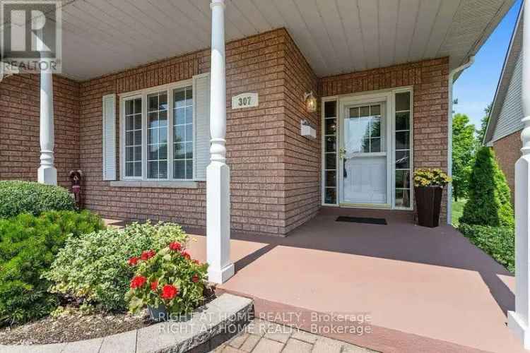 Stunning Bungalow in Canterbury Common Adult Community