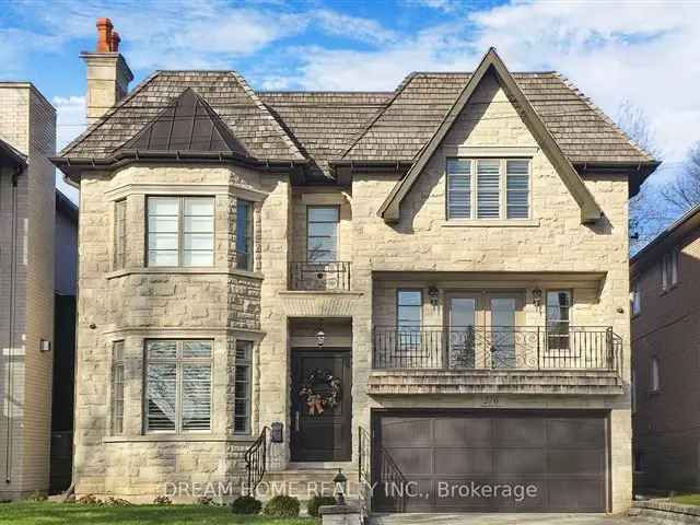 Luxury Custom Home in Willowdale East 5000 Sq Ft