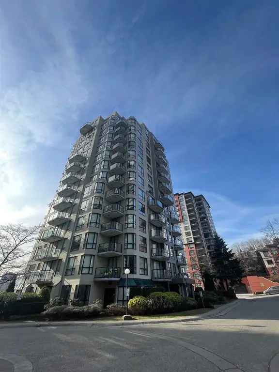 Westminster Towers 1 Bedroom Suite - Bright, Quiet, & Convenient