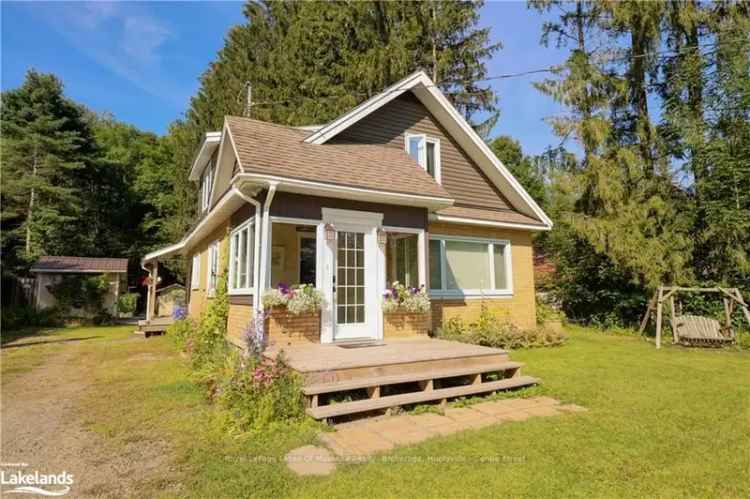 House For Sale in Huntsville, Ontario