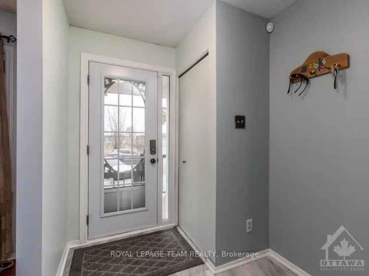 Townhouse For Sale in Ottawa, Ontario