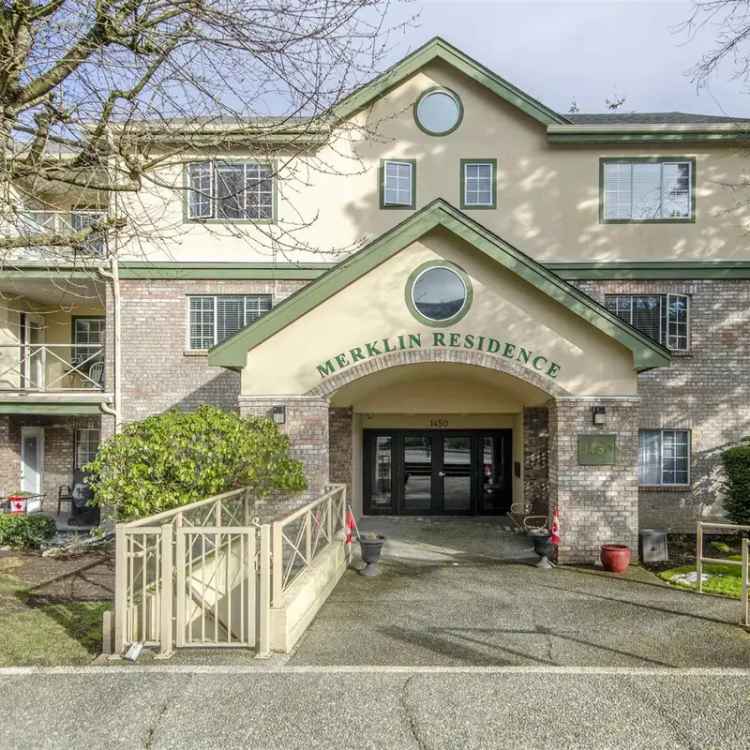 Condo for sale in White Rock with updated features and parking