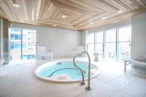 82m² 1 Room Student Apartment Near University of Toronto