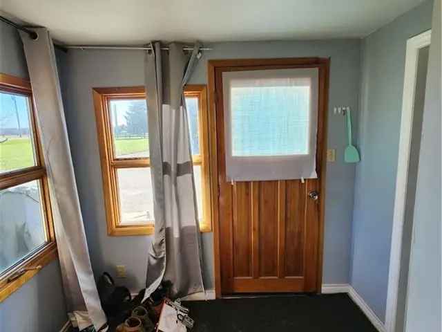 House For Rent in Woolwich, Ontario