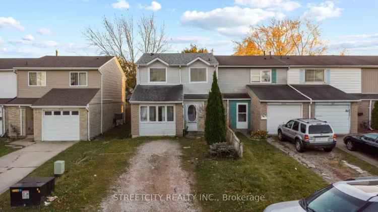 House For Sale in Sarnia, Ontario