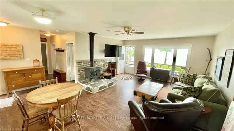 House For Sale in Saugeen Shores, Ontario