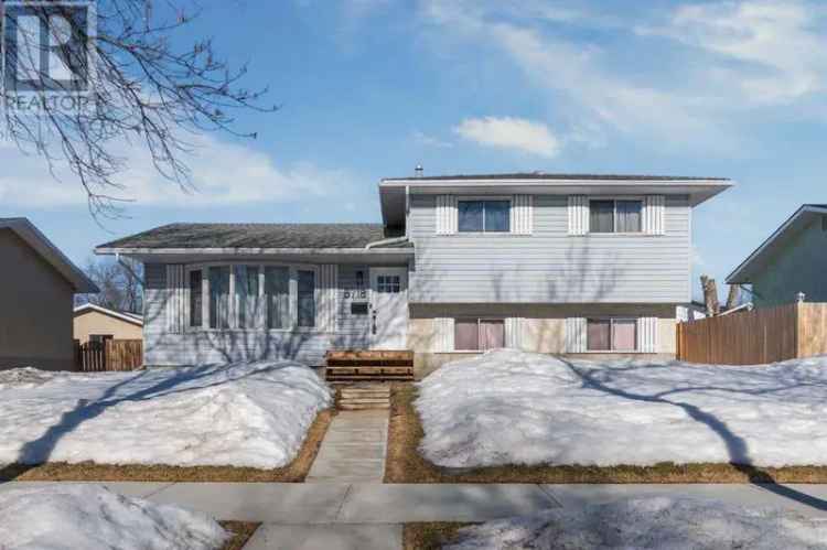 Buy 4 Bedroom Home with Double Garage in Edmonton