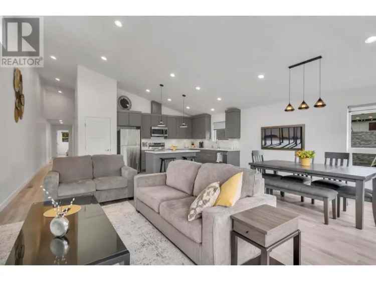 Buy modern home in downtown with stylish finishes and rental suite