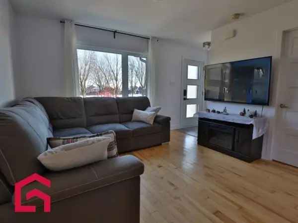 Two Storey Semi Detached Home for Sale Montérégie