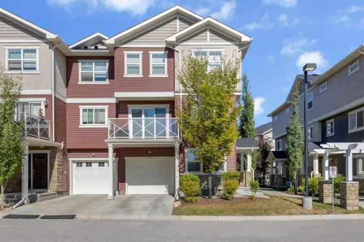 3 Bed Townhome in Skyview Ranch with Bonus Room and Garage