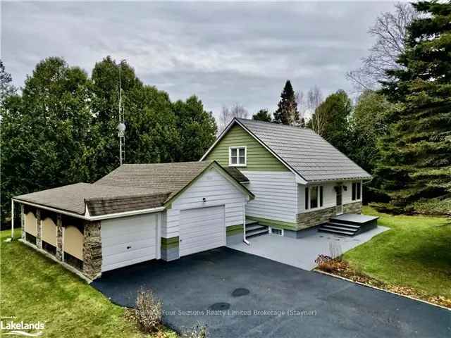 3-Bedroom Home in New Lowell with 2-Car Garage and Metal Roof