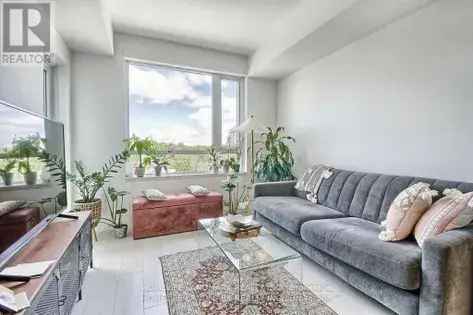 1 room apartment of 353 m² in Toronto