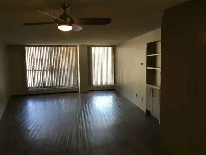 1,050 sf Downtown Edmonton condo for rent